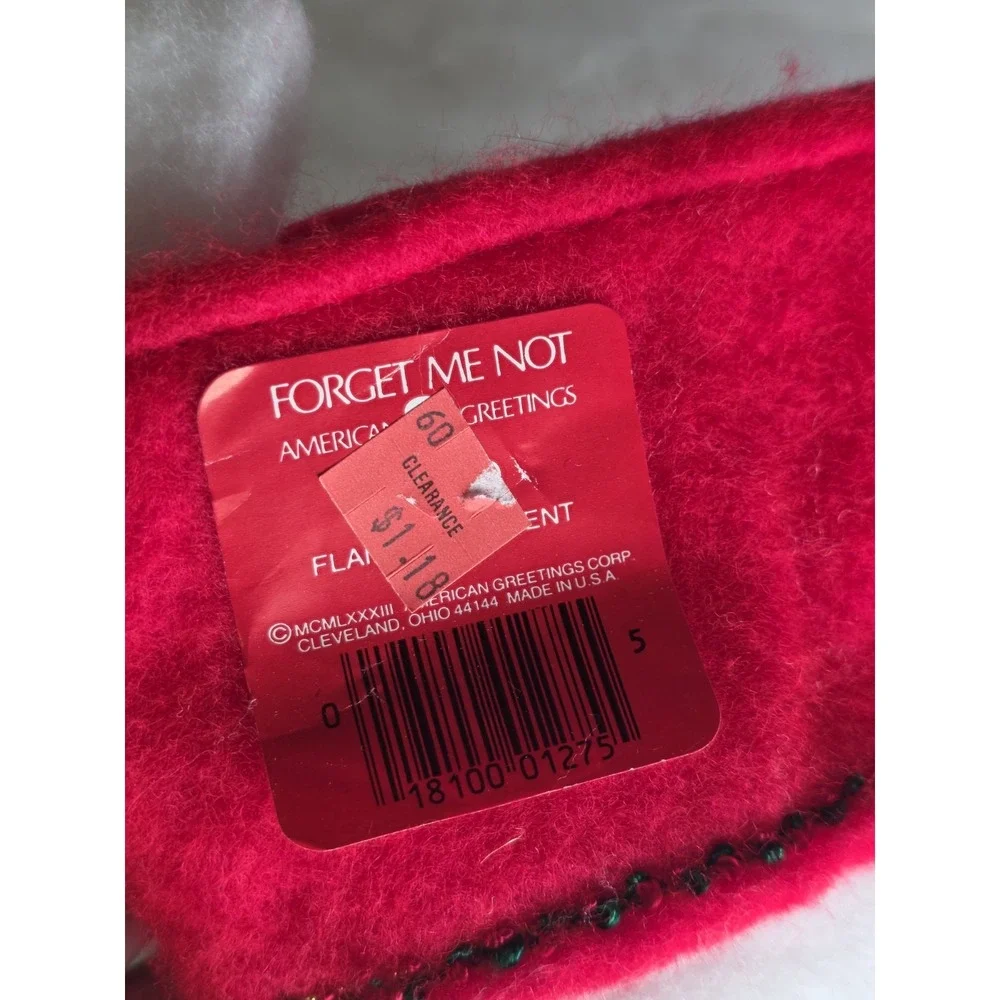 VTG White Red Felt Christmas Stocking Sing out with cheer the holidays are Here!